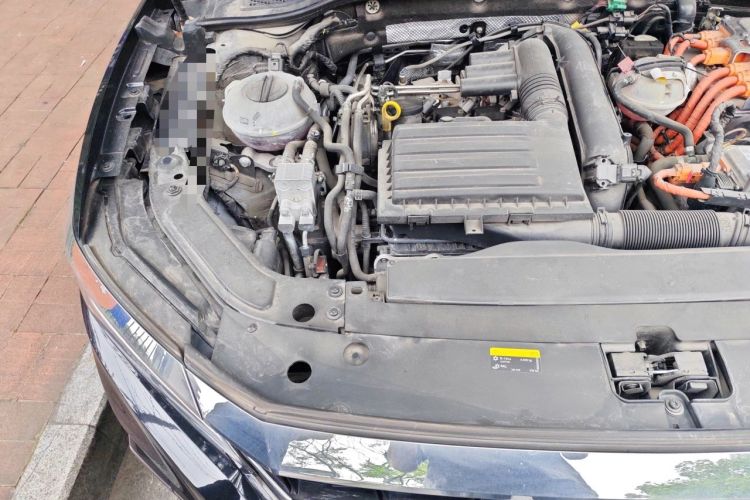Used Volkswagen Passat New Energy 2019 430 PHEV Hybrid Luxury Edition Engine Bay Right