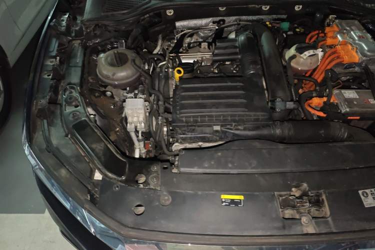 Used Volkswagen Passat New Energy 2019 430 PHEV Hybrid Elite Edition Engine Bay Right