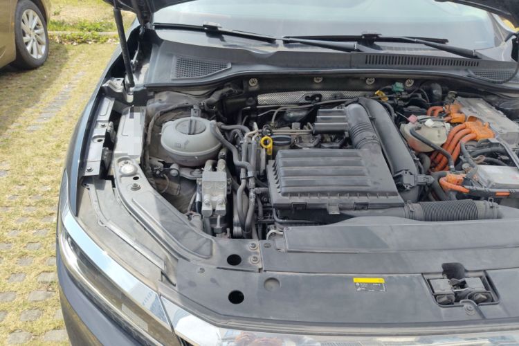 Used Volkswagen Passat New Energy 2019 430 PHEV Hybrid Luxury Edition Engine Bay Right