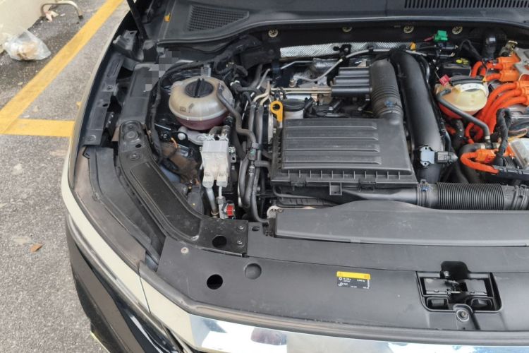 Used Volkswagen Passat New Energy 2019 430 PHEV Hybrid Luxury Edition Engine Bay Right