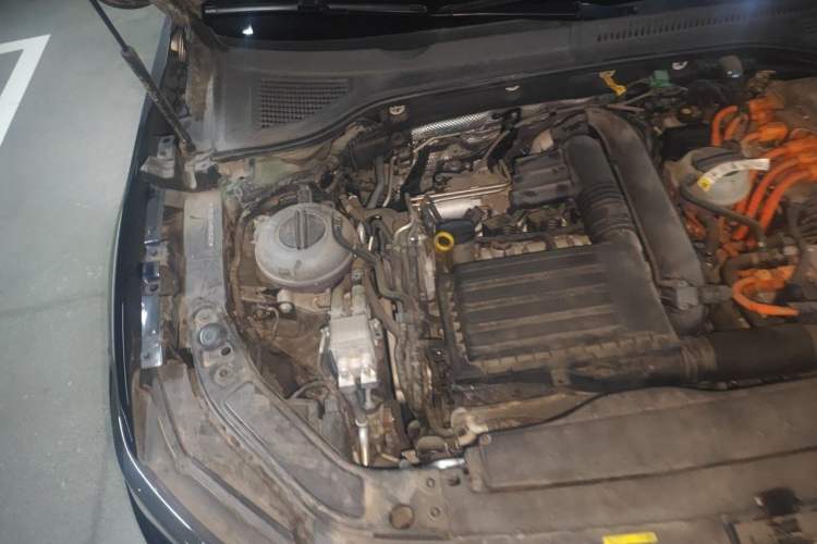 Used Volkswagen Passat New Energy 2019 430 PHEV Hybrid Luxury Edition Engine Bay Right