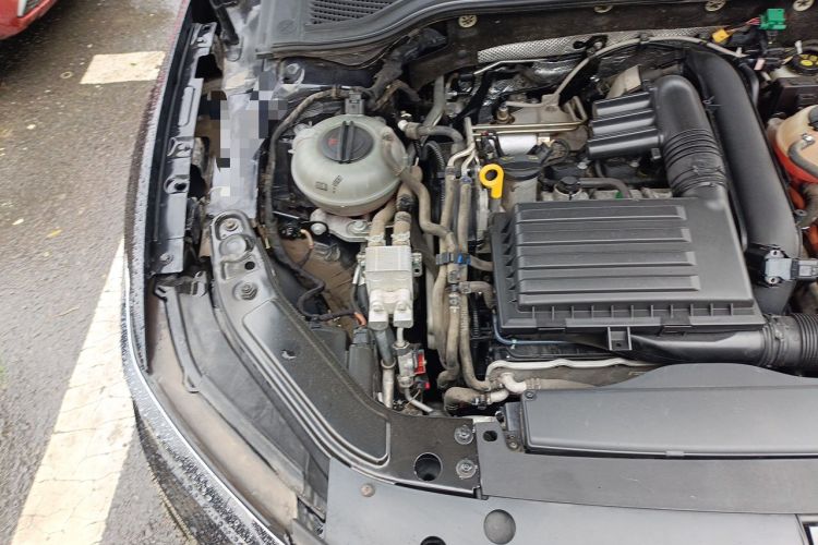 Used Volkswagen Passat New Energy 2019 430 PHEV Hybrid Luxury Edition Engine Bay Right