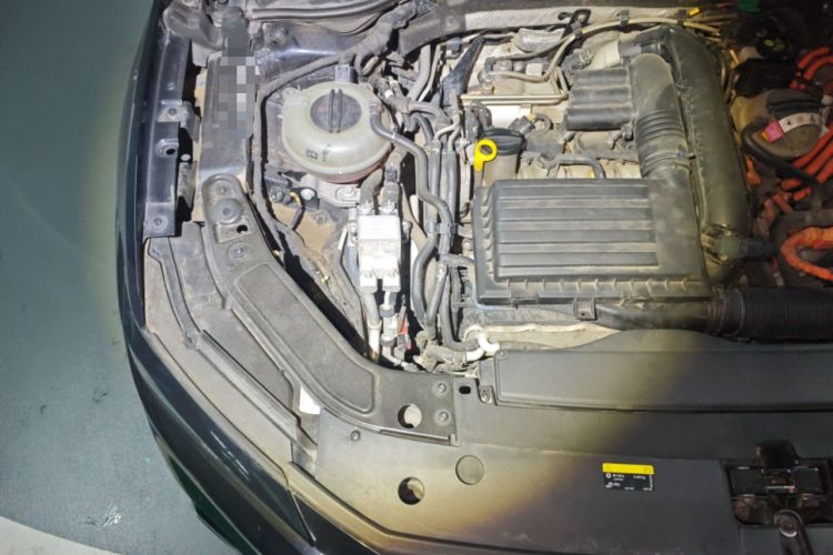 Used Volkswagen Passat New Energy 2019 430 PHEV Hybrid Elite Edition Engine Bay Right