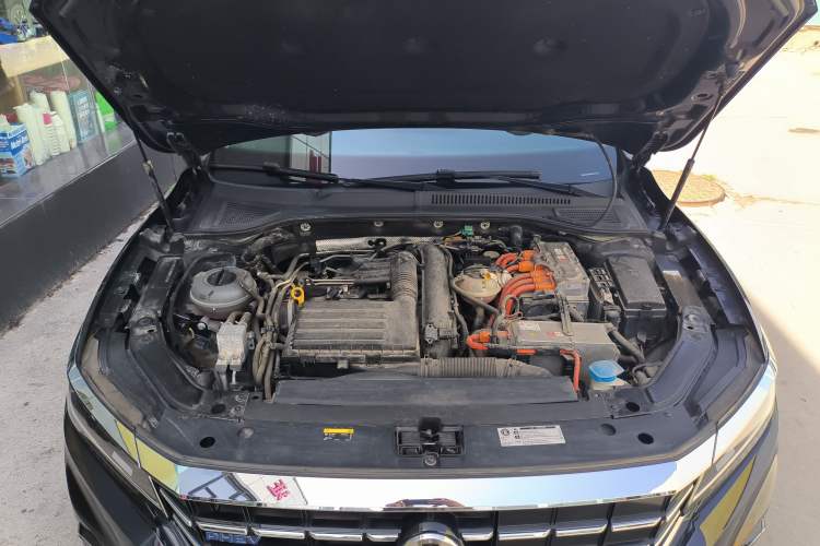 Used Volkswagen Passat New Energy 2019 430 PHEV Hybrid Luxury Edition Engine Bay