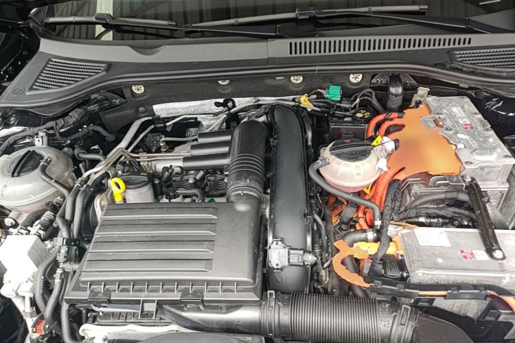 Used Volkswagen Passat New Energy 2019 430 PHEV Hybrid Luxury Edition Engine Bay