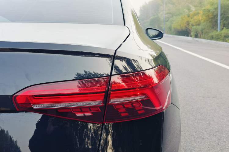 Used Volkswagen Passat New Energy 2019 430 PHEV Hybrid Elite Edition Exterior 9