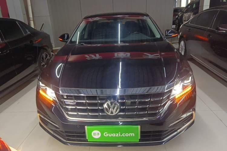 Used Volkswagen Passat New Energy 2019 430 PHEV Hybrid Luxury Edition Front