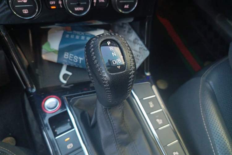 Used Volkswagen Passat New Energy 2019 430 PHEV Hybrid Luxury Edition Gear Lever