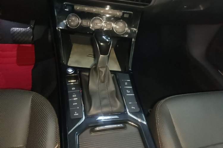 Used Volkswagen Passat New Energy 2019 430 PHEV Hybrid Luxury Edition Gear Lever
