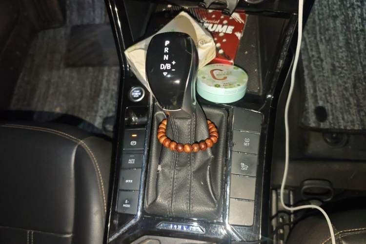 Used Volkswagen Passat New Energy 2019 430 PHEV Hybrid Elite Edition Gear Lever