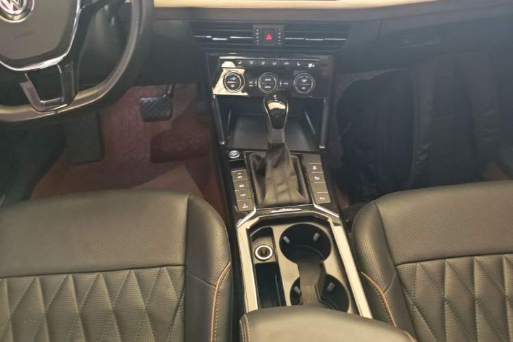 Used Volkswagen Passat New Energy 2019 430 PHEV Hybrid Luxury Edition Gear Lever