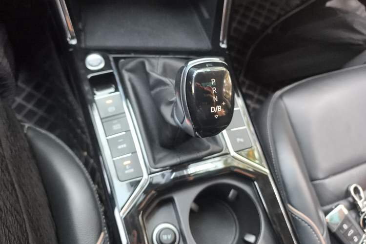 Used Volkswagen Passat New Energy 2019 430 PHEV Hybrid Elite Edition Gear Lever