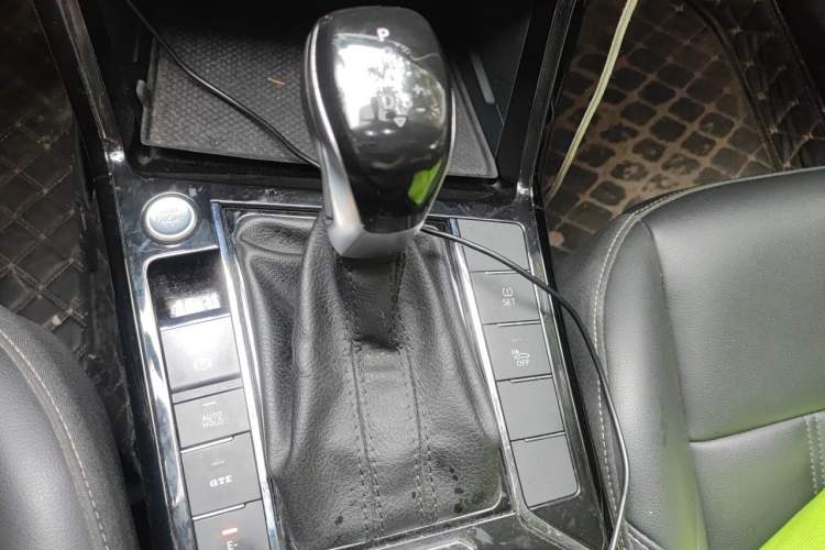 Used Volkswagen Passat New Energy 2019 430 PHEV Hybrid Elite Edition Gear Lever
