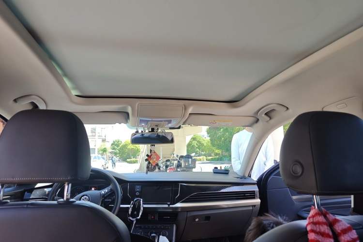 Used Volkswagen Passat New Energy 2019 430 PHEV Hybrid Elite Edition Headliner