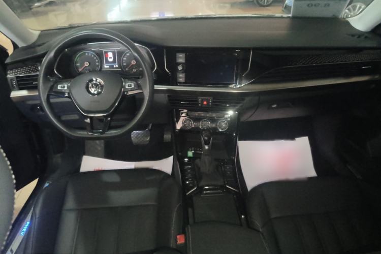 Used Volkswagen Passat New Energy 2019 430 PHEV Hybrid Elite Edition Interior 3