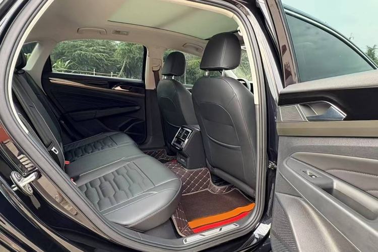 Used Volkswagen Passat New Energy 2019 430 PHEV Hybrid Elite Edition Interior 5