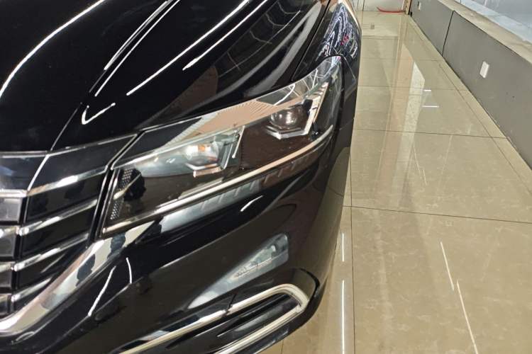 Used Volkswagen Passat New Energy 2019 430 PHEV Hybrid Elite Edition Left Front Headlight