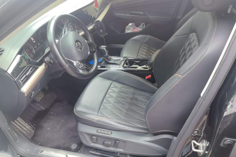 Used Volkswagen Passat New Energy 2019 430 PHEV Hybrid Luxury Edition Left Front Seat