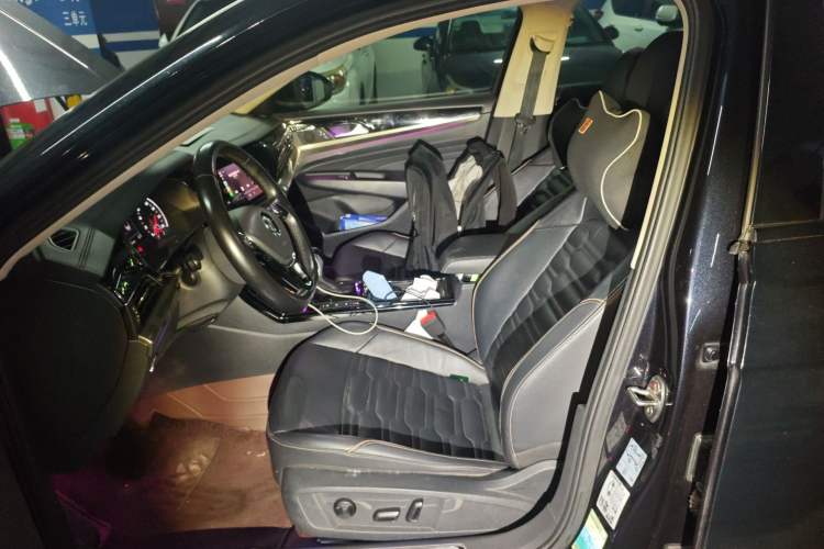 Used Volkswagen Passat New Energy 2019 430 PHEV Hybrid Elite Edition Left Front Seat
