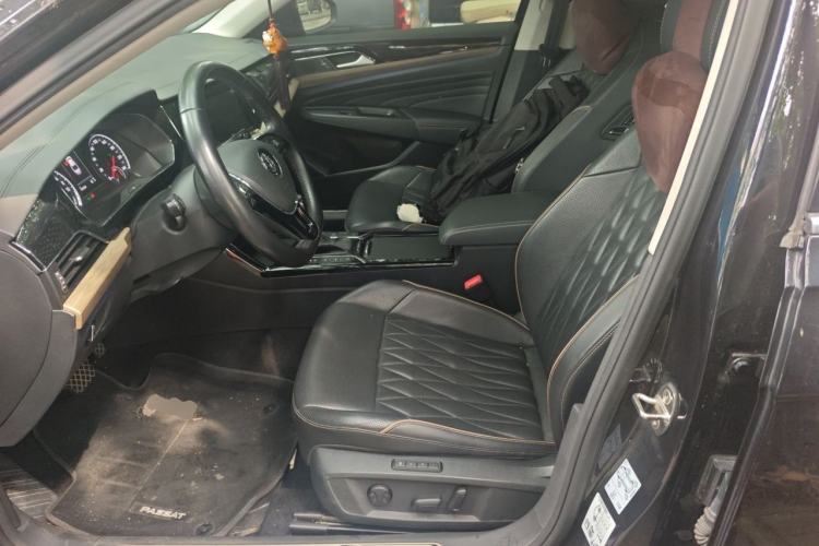Used Volkswagen Passat New Energy 2019 430 PHEV Hybrid Luxury Edition Left Front Seat