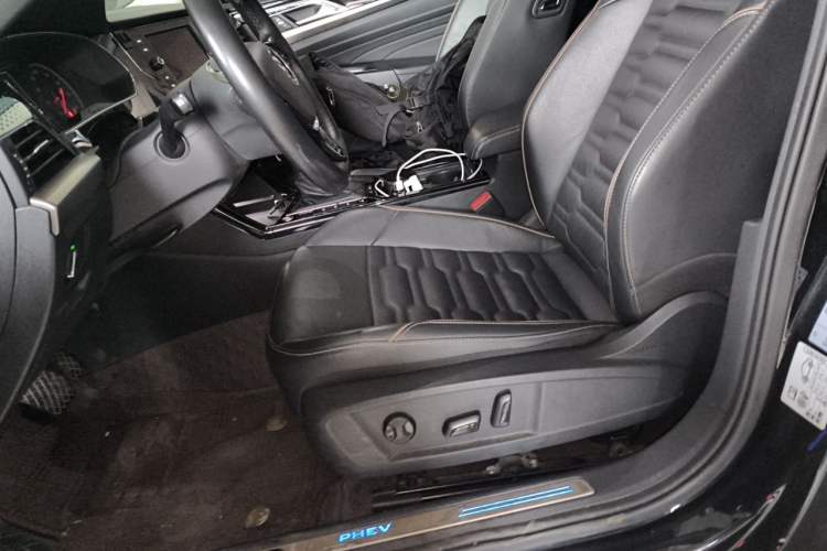 Used Volkswagen Passat New Energy 2019 430 PHEV Hybrid Elite Edition Left Front Seat