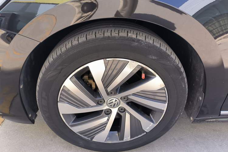 Used Volkswagen Passat New Energy 2019 430 PHEV Hybrid Luxury Edition Left Front Wheel Hub