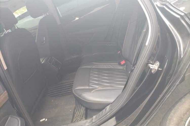 Used Volkswagen Passat New Energy 2019 430 PHEV Hybrid Luxury Edition Left Rear Seat