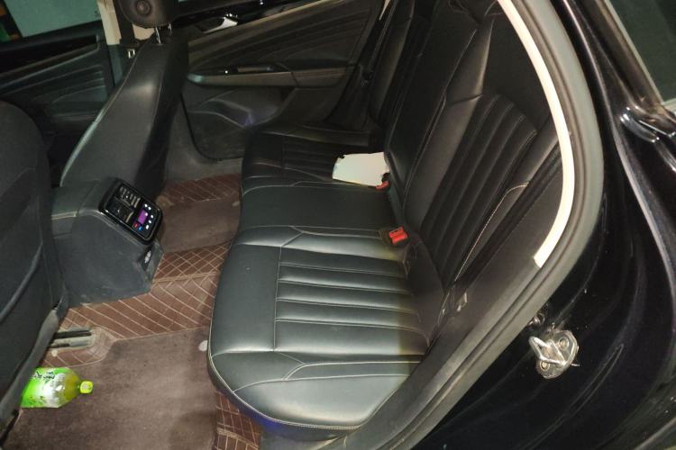 Used Volkswagen Passat New Energy 2019 430 PHEV Hybrid Elite Edition Left Rear Seat