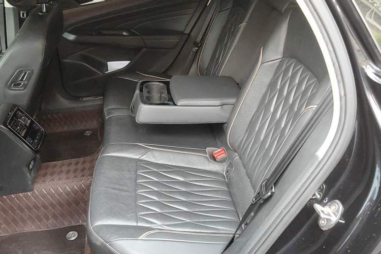 Used Volkswagen Passat New Energy 2019 430 PHEV Hybrid Luxury Edition Left Rear Seat