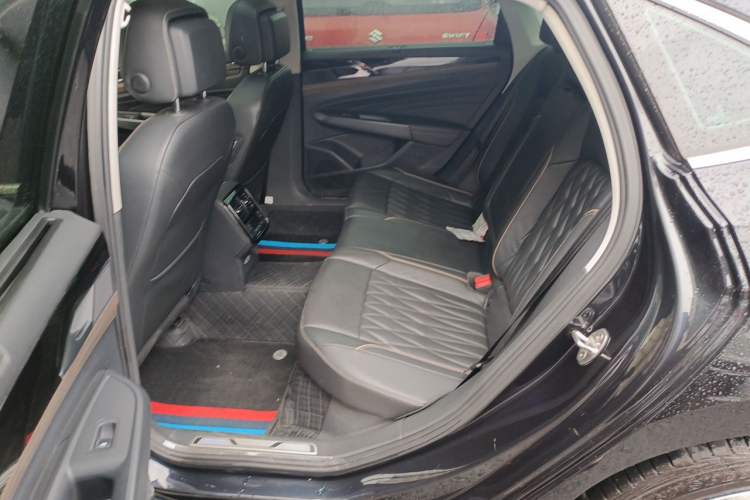 Used Volkswagen Passat New Energy 2019 430 PHEV Hybrid Luxury Edition Left Rear Seat