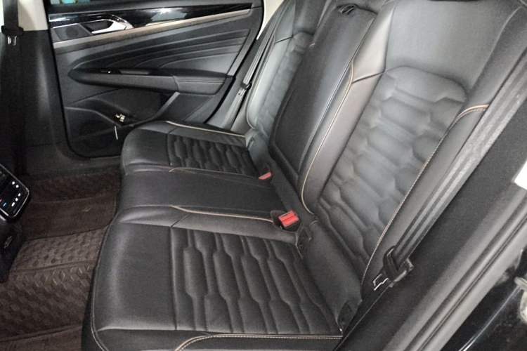 Used Volkswagen Passat New Energy 2019 430 PHEV Hybrid Elite Edition Left Rear Seat