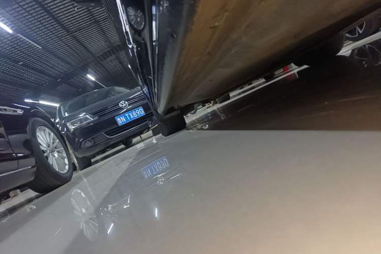 Used Volkswagen Passat New Energy 2019 430 PHEV Hybrid Luxury Edition Left Side Sill