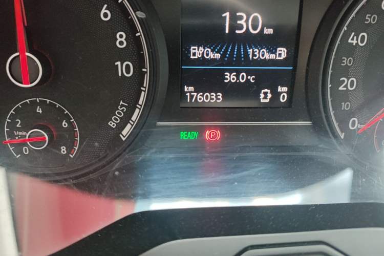 Used Volkswagen Passat New Energy 2019 430 PHEV Hybrid Luxury Edition Odometer Close Up