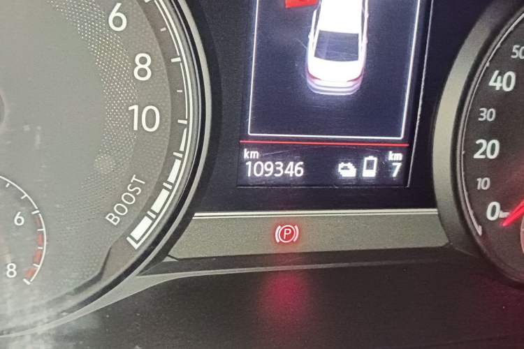 Used Volkswagen Passat New Energy 2019 430 PHEV Hybrid Luxury Edition Odometer Close Up