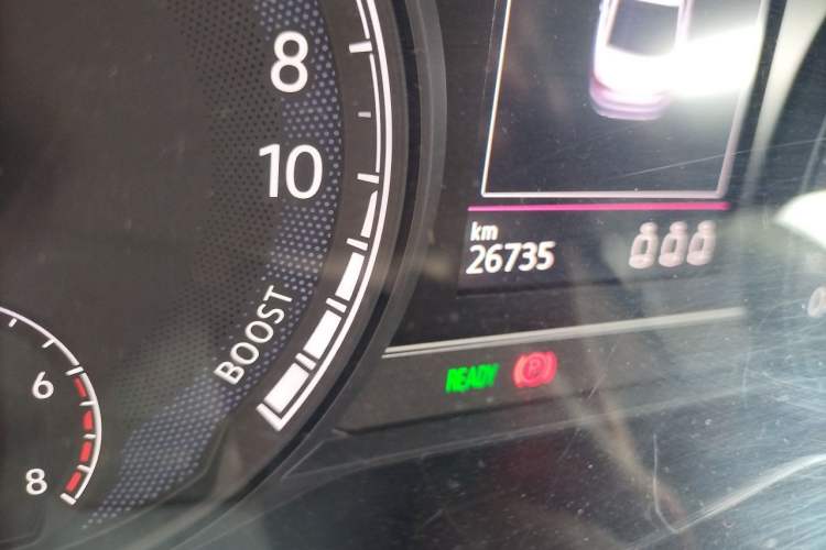 Used Volkswagen Passat New Energy 2019 430 PHEV Hybrid Luxury Edition Odometer Close Up