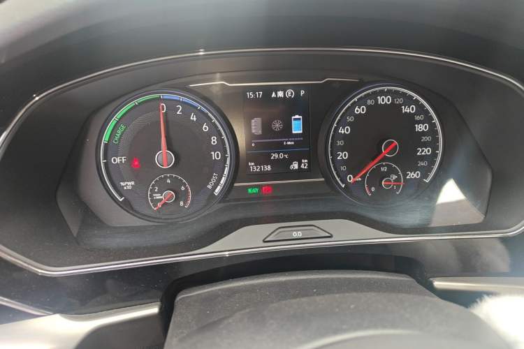 Used Volkswagen Passat New Energy 2019 430 PHEV Hybrid Elite Edition Odometer Close Up