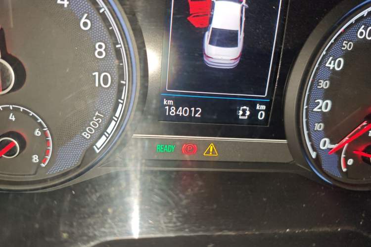 Used Volkswagen Passat New Energy 2019 430 PHEV Hybrid Elite Edition Odometer Close Up