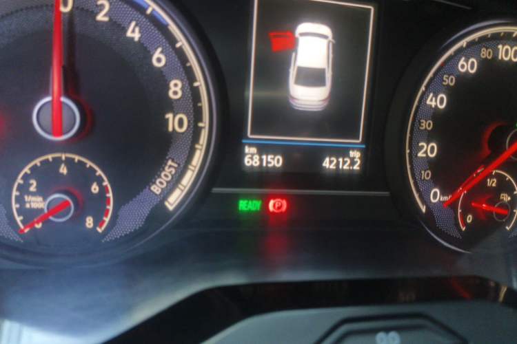 Used Volkswagen Passat New Energy 2019 430 PHEV Hybrid Elite Edition Odometer Close Up