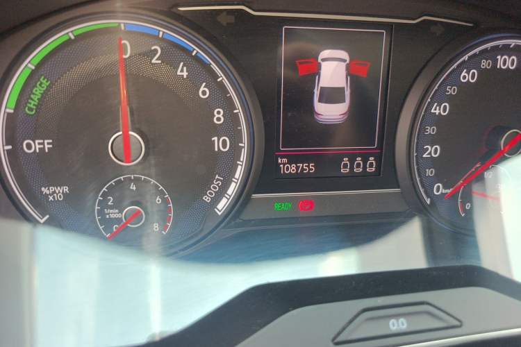 Used Volkswagen Passat New Energy 2019 430 PHEV Hybrid Luxury Edition Odometer Close Up