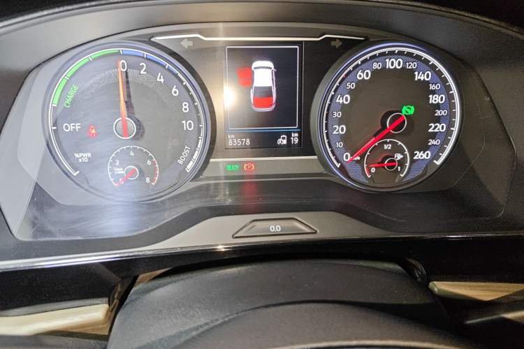 Used Volkswagen Passat New Energy 2019 430 PHEV Hybrid Luxury Edition Odometer Close Up