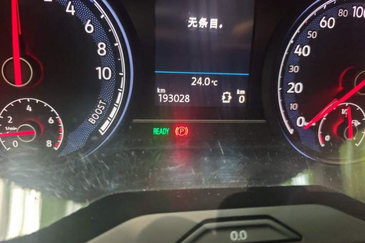 Used Volkswagen Passat New Energy 2019 430 PHEV Hybrid Luxury Edition Odometer Close Up