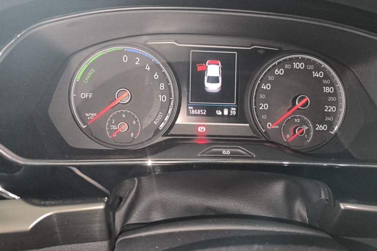 Used Volkswagen Passat New Energy 2019 430 PHEV Hybrid Elite Edition Odometer Close Up
