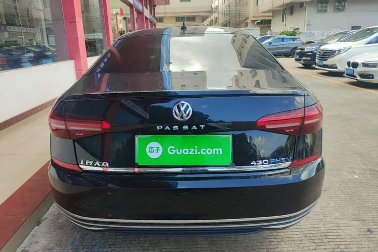 Used Volkswagen Passat New Energy 2019 430 PHEV Hybrid Luxury Edition Rear