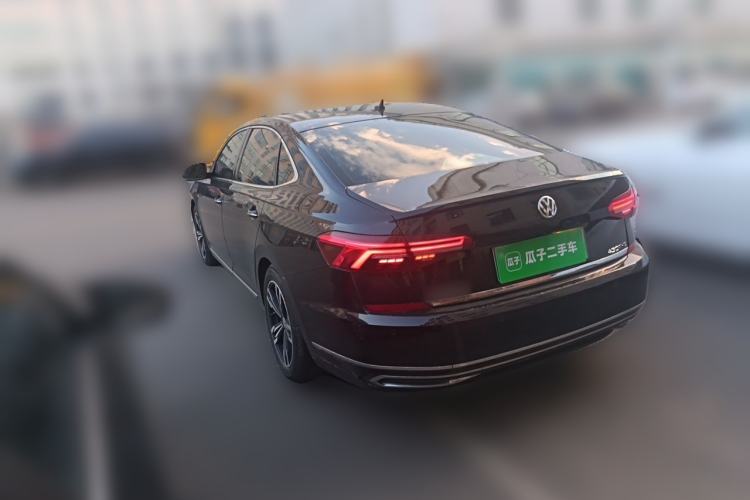 Used Volkswagen Passat New Energy 2019 430 PHEV Hybrid Luxury Edition Rear Left 45 Deg