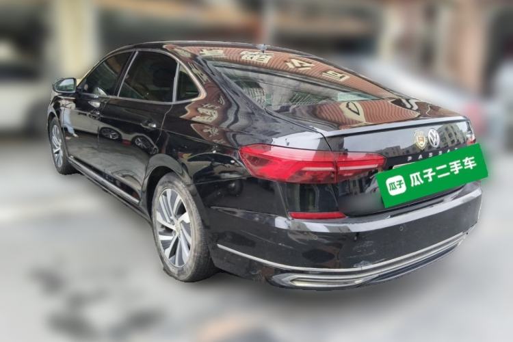 Used Volkswagen Passat New Energy 2019 430 PHEV Hybrid Elite Edition Rear Left 45 Deg
