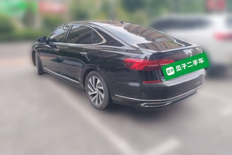 Used Volkswagen Passat New Energy 2019 430 PHEV Hybrid Luxury Edition Rear Left 45 Deg