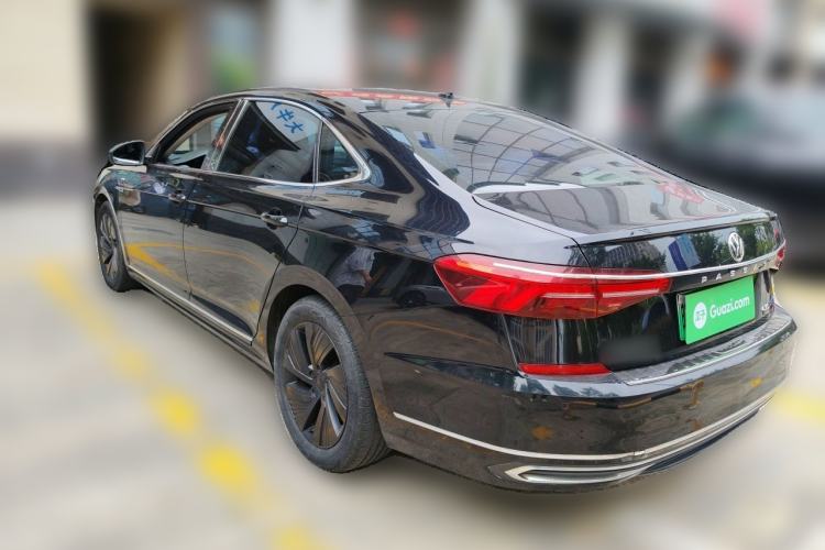 Used Volkswagen Passat New Energy 2019 430 PHEV Hybrid Elite Edition Rear Left 45 Deg