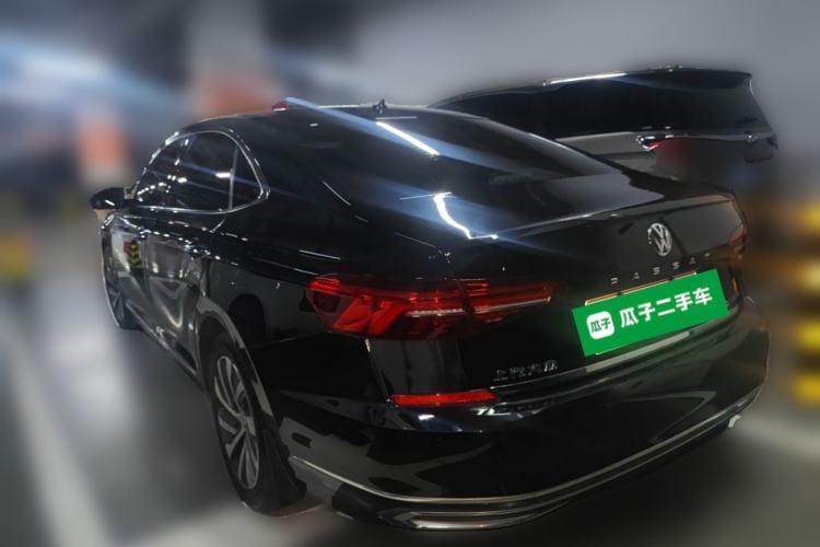 Used Volkswagen Passat New Energy 2019 430 PHEV Hybrid Luxury Edition Rear Left 45 Deg