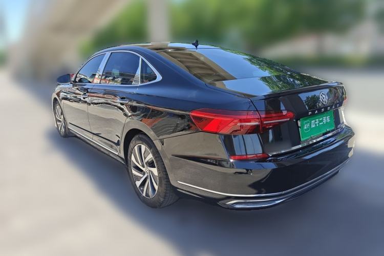 Used Volkswagen Passat New Energy 2019 430 PHEV Hybrid Elite Edition Rear Left 45 Deg