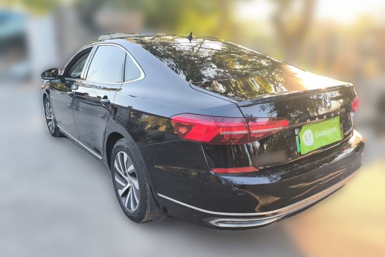 Used Volkswagen Passat New Energy 2019 430 PHEV Hybrid Elite Edition Rear Left 45 Deg